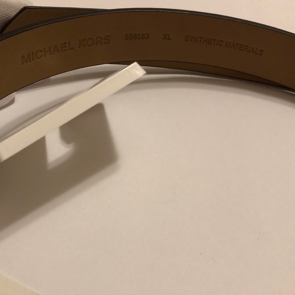 Michael Kors Leather Belt - Picture 9 of 11